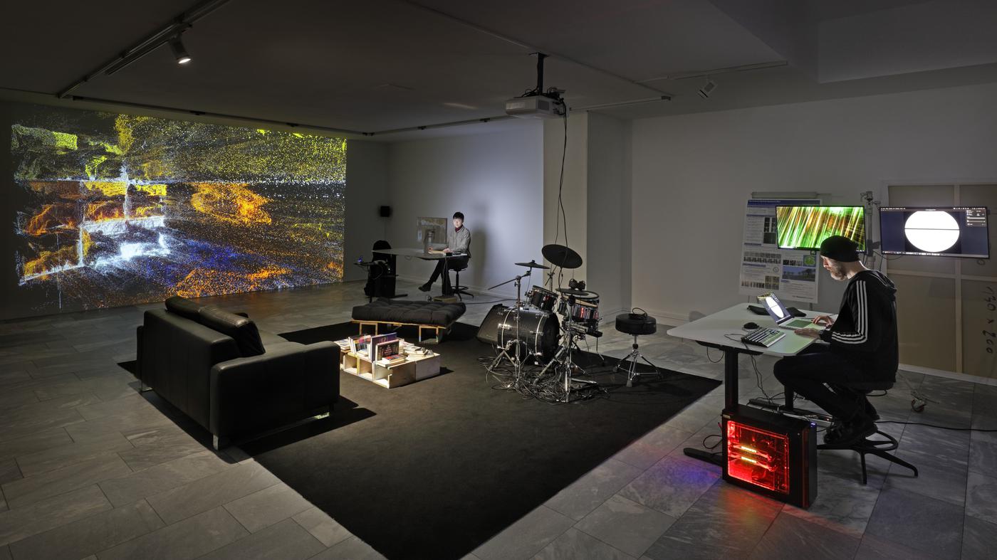 Roman Lipski im Interview Seine Kunst inspiriert GoogleChefs und