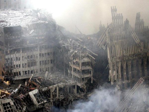 Die Ruine des World Trade Centers, nach dem Anschlag des 11. September 2001.