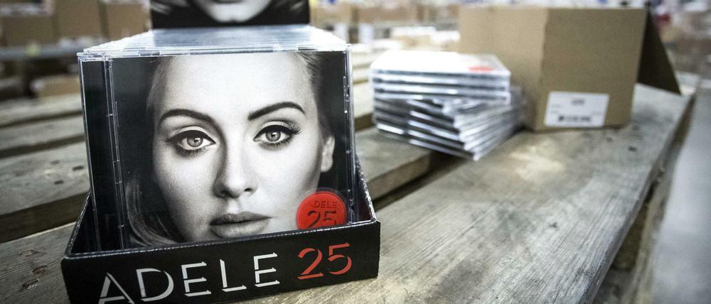 Adeles drittes Studioalbum "25" bricht alle Rekorde.