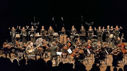 Erinnerungsmusik. Die Dresdner Sinfoniker spielen "Aghet" - unter anderem gefördert von der EU-Komission.