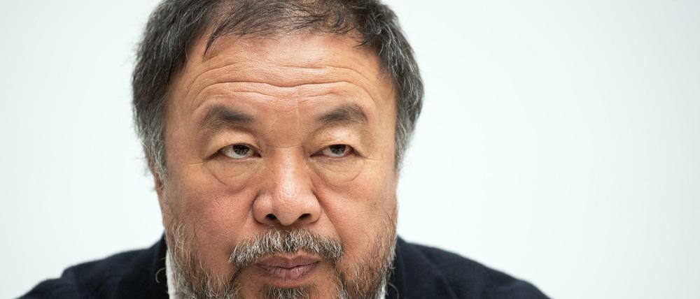 Ai Weiwei bei einer Pressekonferenz im Mai.
