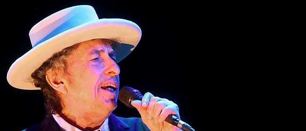 Gentleman. Bob Dylan 2012 bei einem Konzert in Spanien. 