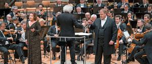 Oper konzertant. Nina Stemme (Kundry) und Stuart Skelton (Parsifal), Simon Rattle dirigiert die Berliner Philharmoniker.