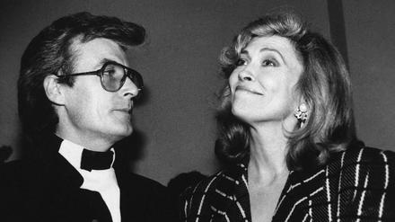 Der Fotograf Terry O'Neill mit der Schauspielerin Faye Dunaway, 1985. Die beiden waren vier Jahre miteinander verheiratet. 