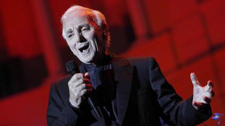 Charles Aznavour in einem Konzert 2016 in Barcelona. 