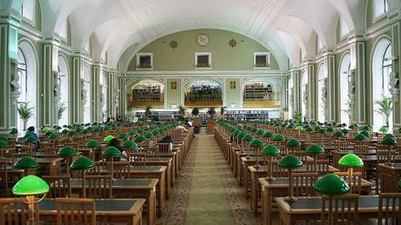 Die russische Nationalbibliothek in St. Petersburg, im Beitrag von Michael Glawogger.
