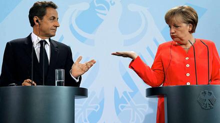 Von Krisengipfel zu Krisengipfel sind Nicolas Sarkozy und Angela Merkel im Jahr 2011 geeilt. Wo aber blieb da die demokratische Legitimation?