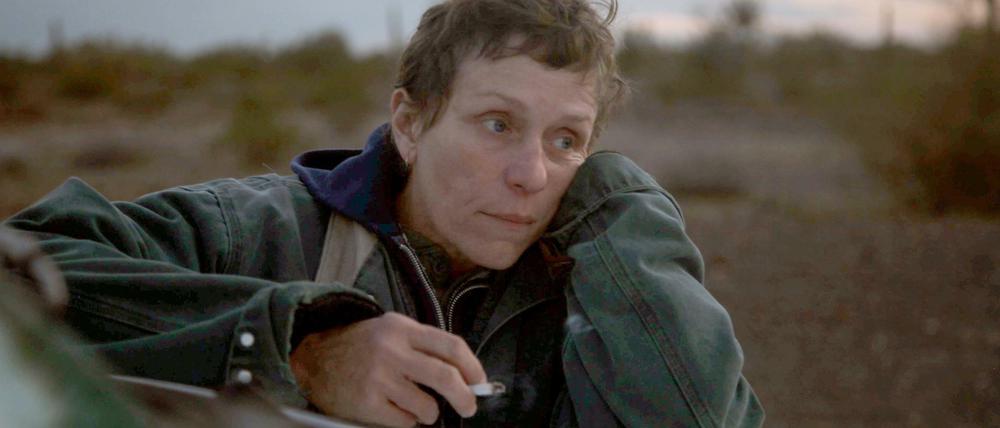 Frances McDormand in einer Szene des demifiktionalen Filmdamas "Nomadland". 