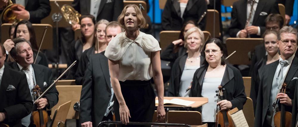 Joana Mallwitz ist für die Kritikerinnen und Kritiker der "Opernwelt" die Dirigentin des Jahres.