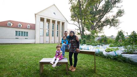 Aus Syrien nach Sachsen. Familie Omar ist in einer Wohnung für gastierende Künstler untergekommen - Hellerau macht's möglich.