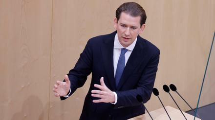 Wegen der Ermittlungen gegen ihn trat Sebastian Kurz von seinem Amt als Bundeskanzler Österreichs zurück.