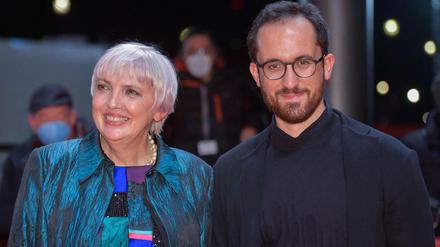 Pianist Igor Levit, Seite an Seite mit seinem größten Fan, Kulturstaatsministerin Claudia Roth, bei der Berlinale. 