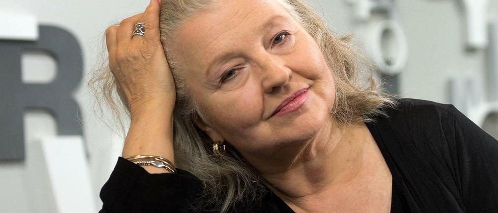 Die Schauspielerin Hanna Schygulla, 71, hält sich derzeit in Paris auf. 