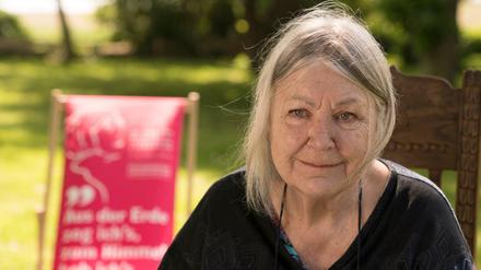 Die Bachmannpreis-Siegerin Helga Schubert nahm an den 44. Tagen der deutschsprachigen Literatur in ihrem Garten teil. 
