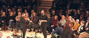 Den Saal gerockt. Das Trio Hewar mit Kinan Azmeh (Klarinette) bestritt das erste arabische Konzert im Pierre Boulez Saal am 24. März 2017. 