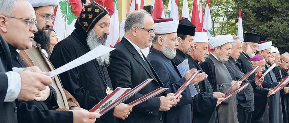 Im Gebet vereint. Vertreter der 18 christlichen und muslimischen Religionsgemeinschaften gedenken 2016 an den Ausbruch des libanesischen Bürgerkriegs.