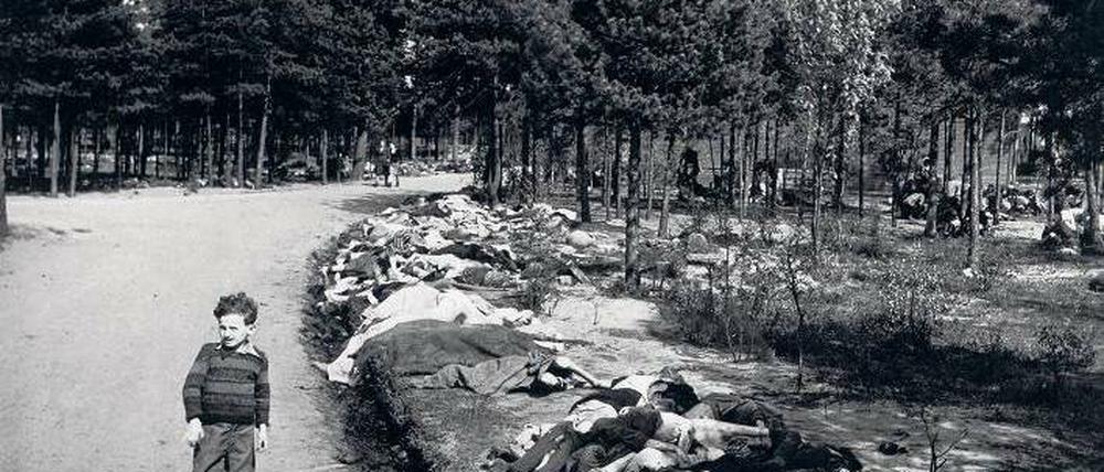 Sieg Mandaag 1945 in Bergen-Belsen.