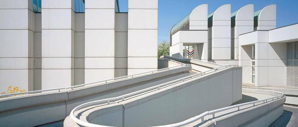 Spätwerk des Meisters. In den sechziger Jahren plante Walter Gropius das Bauhaus-Archiv für Berlin, 1979 wurde es eröffnet. Foto: akg