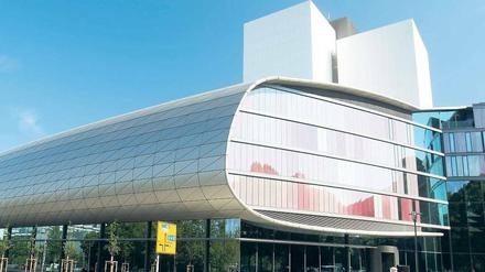 Abgerundet. Der Anbau der Nationalbibliothek in Leipzig wird heute eröffnet. Foto: dapd