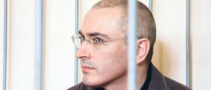 Hinter Gittern: Einst einer der reichsten Männer der Welt, wird Michail Chodorkowski auf absehbare Zeit in einer Strafkolonie einsitzen. Seine Unterstützer befürchten, dass er nie wieder rauskommt.