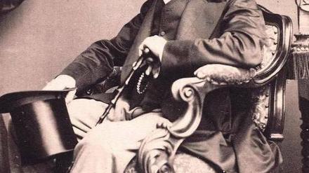 Charles Dickens, um 1865.