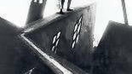 Schiefe Bahn. Szene aus dem „Caligari“-Stummfilm (1920). Foto: picture alliance