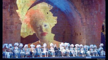 Alle meine Frauen. Eröffnungsszene aus „Don Giovanni“ im Kreuzfahrerpalast von Akko. 