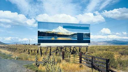 Unterwegs. Für seine Serie „Uncommon Places“ fotografierte Stephen Shore Eindrücke einer Reise: wie dieses Billboard...
