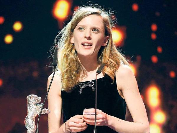 Der Bär liebt neue Namen. Den Regiepreis erhält die 35-jährige Französin Mia Hansen-Løve für „L’avenir“. 