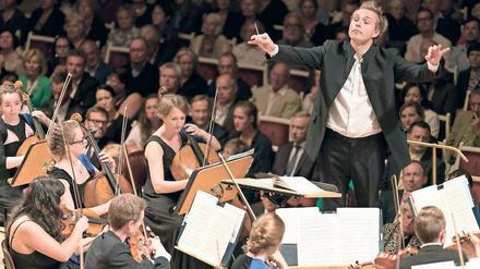 Zur Eröffnung dirigierte Vasily Petrenko das European Union Youth Orchestra