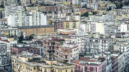 Stadt des Schicksals, Stadt der Spekulationen. Neapel ist der Hauptschauplatz von Ferrantes Romanreihe „Meine geniale Freundin“. 