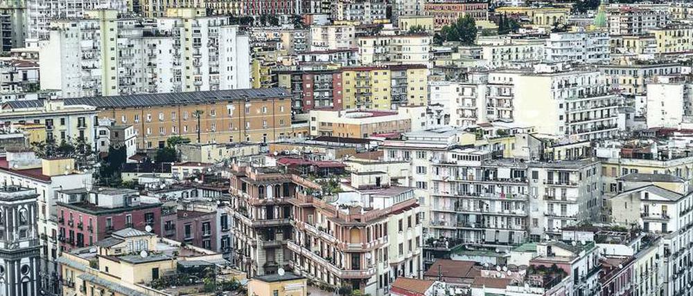 Stadt des Schicksals, Stadt der Spekulationen. Neapel ist der Hauptschauplatz von Ferrantes Romanreihe „Meine geniale Freundin“. 