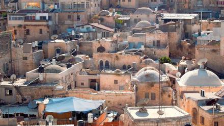 Klassische Stadtverdichtung. Ein Blick über die Hausdächer der Altstadt von Jerusalem. 