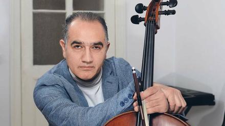 West-Östlicher Dialog. Athil Hamdan, geboren 1970, spielt westliche Klassik – und bringt den Deutschen syrische Musik nahe.