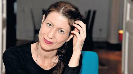 Blick aus dem Exil. Die Schriftstellerin und Dramatikerin Ivana Sajko, 42, gehört zu den Erneuerinnen des südosteuropäischen Theaters. 
