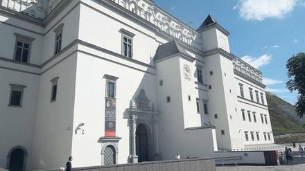 Als wär’s nie weg gewesen. Eingangsseite des rekonstruierten Großherzoglichen Palasts in Vilnius mit Renaissanceportal.