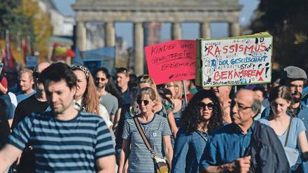 „Holen wir uns den Heimatbegriff zurück.“ Die „Unteilbar“-Demonstration am 13. Oktober in Berlin. 