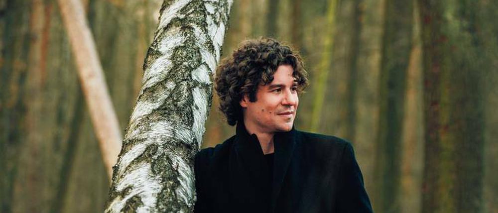 Robin Ticciati, Chefdirigent des Deutschen Symphonie-Orchesters, macht das Zukunftsweisende von Berlioz’ Musik erfahrbar.
