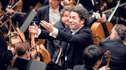 Der 32-jährige Gustavo Dudamel dirigiert 2013 Richard Strauss’ symphonische Dichtung „Till Eulenspiegel“.