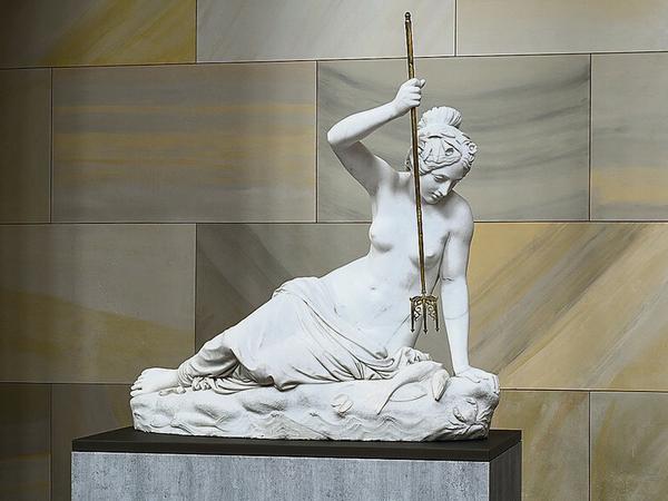 Schützerin der Schiffbrüchigen. Emil Wolffs „Nereide mit Dreizack“ (1840) schmückte einst das Palais Redern am Pariser Platz. 