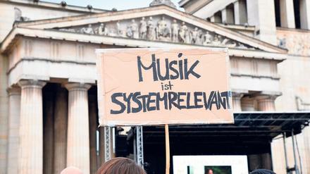  Kundgebung der Kreativen im Münchner Museumsviertel