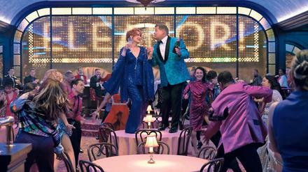 In Ryan Murpys „The Prom“ spielen Meryl Streep und James Corden zwei Stars, die einem Provinz-Teenager helfen.