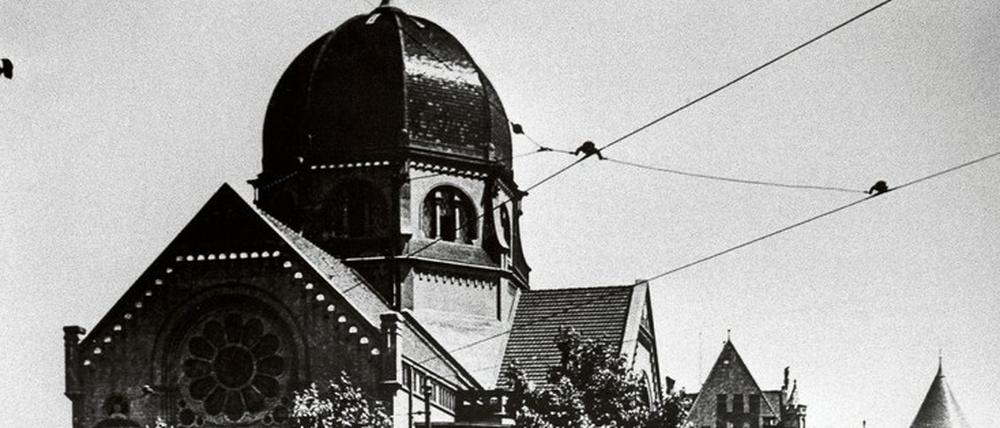 Von den Nationalsozialisten abgerissen. Die Synagoge am Bornplatz in Hamburg um 1920.