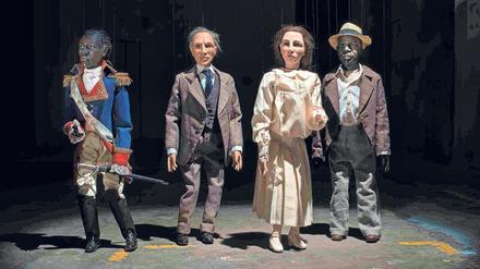 Spielerische Annäherung. In „The Dramatist“ treten ein haitianischer Revolutionär, Henry Ford, Gramscis Ehefrau und ein Schwarzer Hamlet als Marionetten auf. 