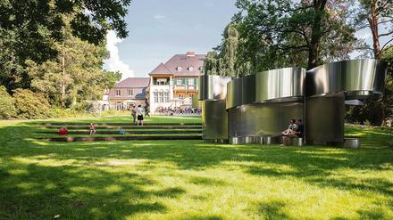 Das glänzende „Summer House“ von Barkow Leibinger soll zum Ende des Sommers abgebaut werden. 
