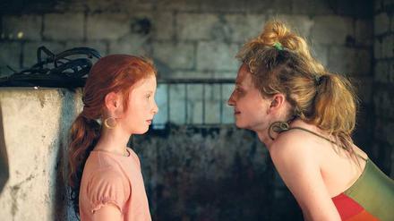 Bald im Kino. Alba Rohrwacher (rechts) verkörpert die wilde Angelica in „Figlia mia“. 