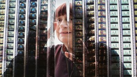 Die Frau hinter den Bildern. Agnès Vardas unstillbare Neugier beschränkte sich nicht allein auf das Kino. 