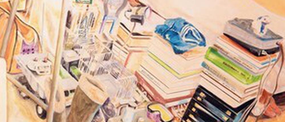 Mit Kerstin Drechsel ging die Galerie an den Start. Nun zeigt sie ein Bild, auf dem sich vor einem Bett die Büchen und Kannen türmen (Ausschnitt).