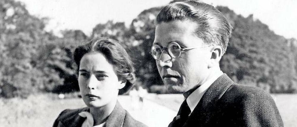 Seelenverwandte. Hannelore Trautwein und Hermann Lenz im Juni 1938 im Englischen Garten.