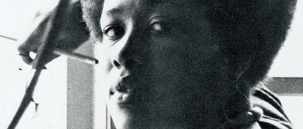 Die Schriftstellerin Fran Ross (1935 - 1985) wuchs in einem jüdisch-afroamerikanischen Elternhaus auf.